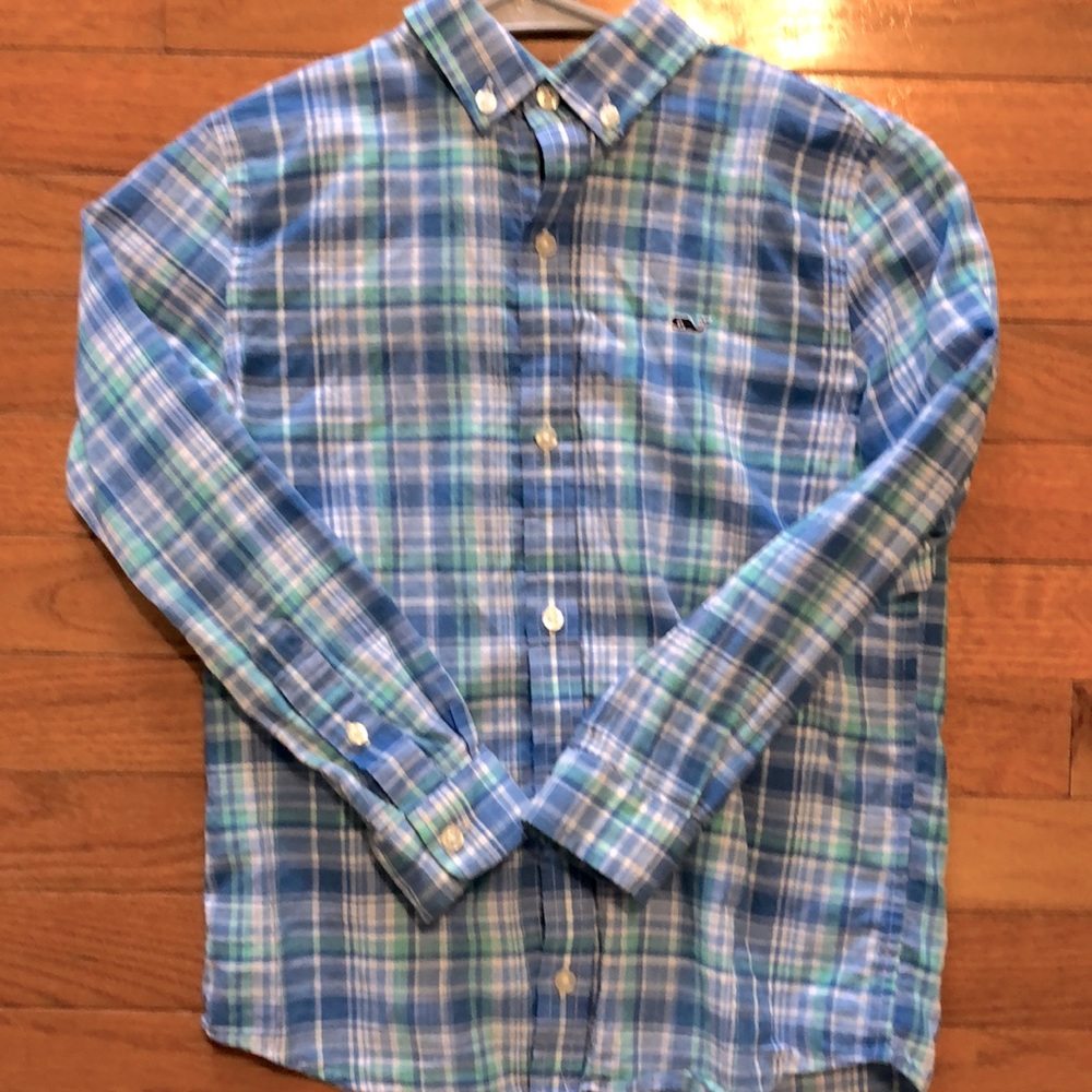 Vineyard Vines Boys button down whale shirt size 7. Blue/green/white check.
